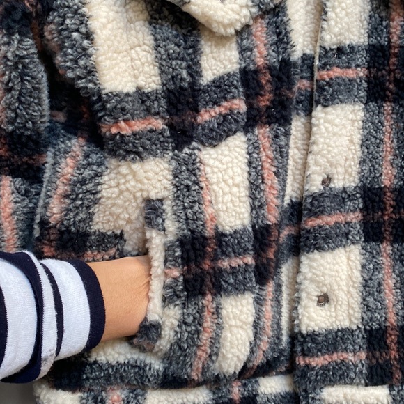 Levi’s Sherpa Ex Boyfriend Trucker Jacket Size XS - Picture 7 of 14